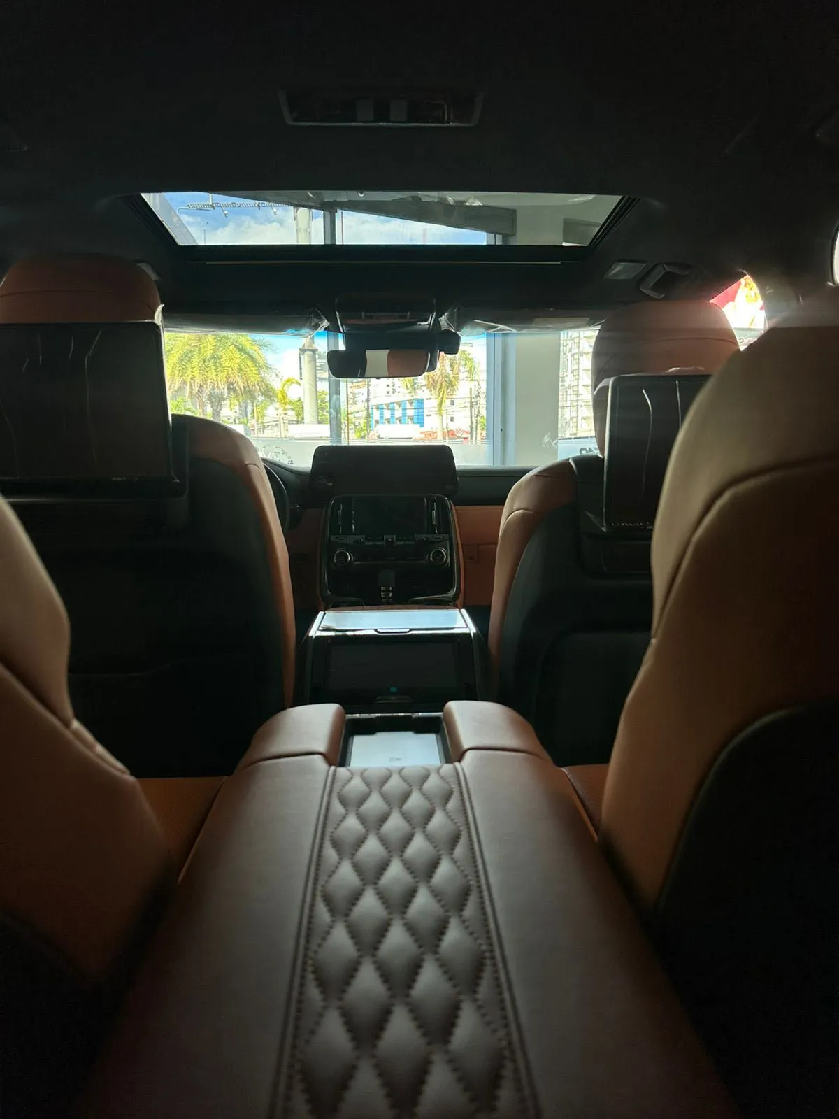 2027 Lexus LX — foto 17
