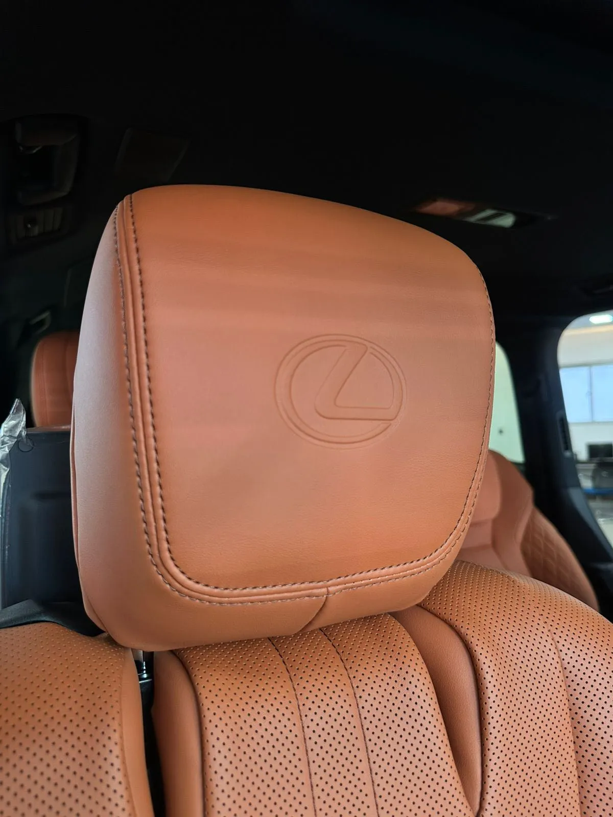 2027 Lexus LX — foto 15