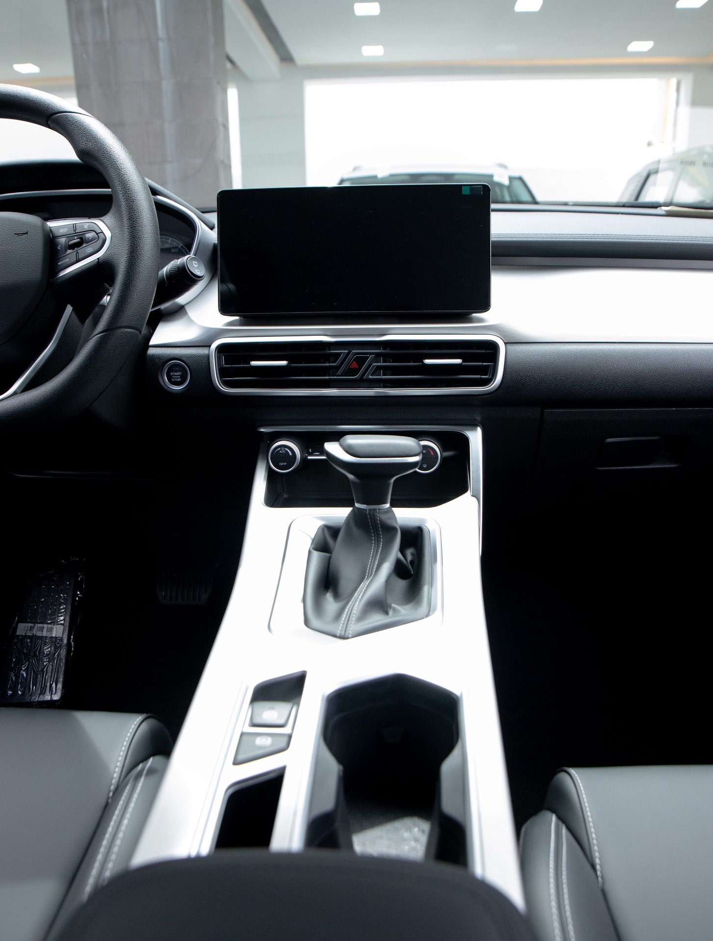 2026 Geely Coolray — foto 14
