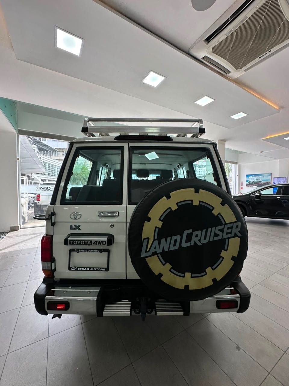 2027 Toyota Land Cruiser — foto 6