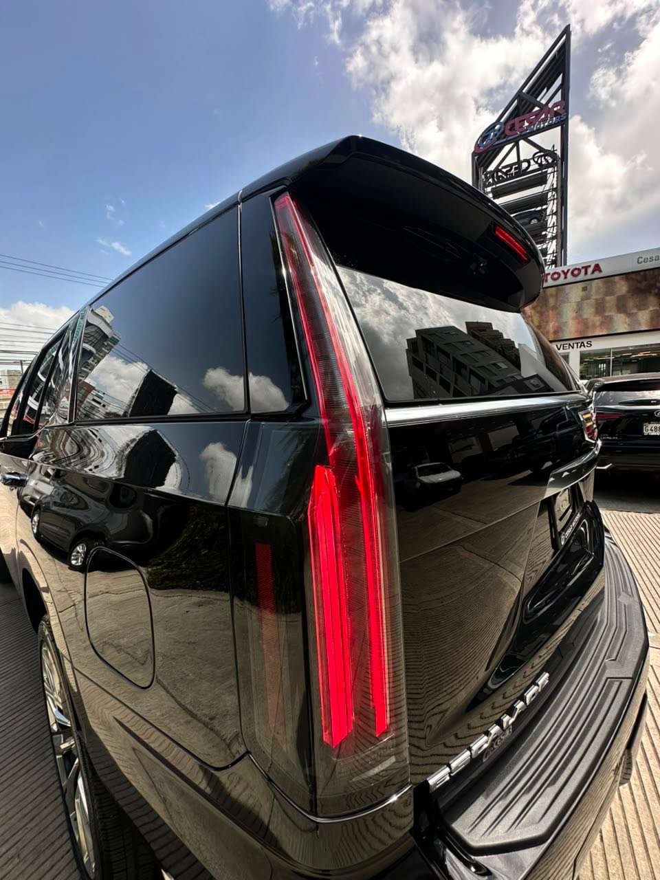 2026 Cadillac Escalade — foto 5