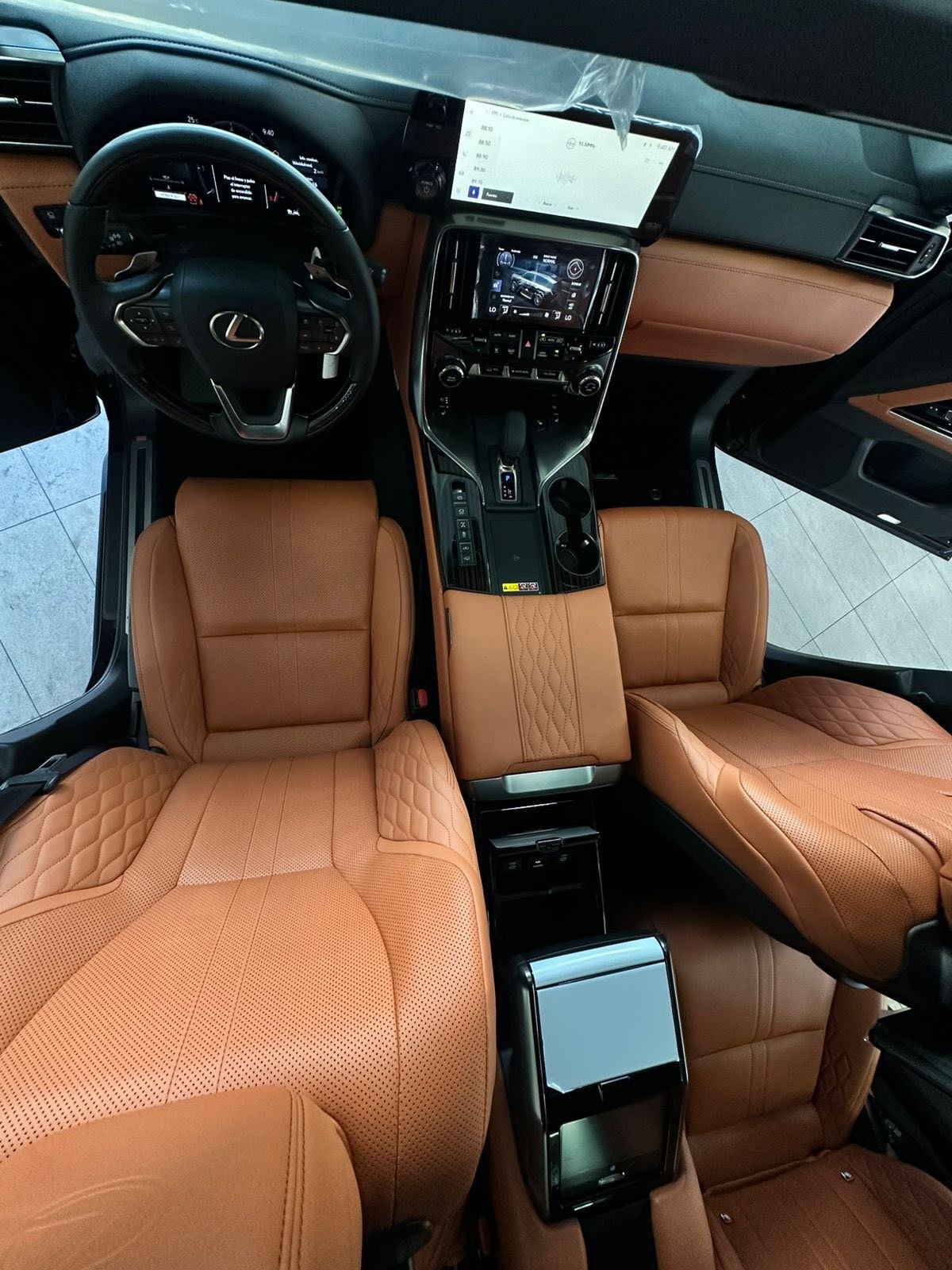 2027 Lexus LX — foto 22