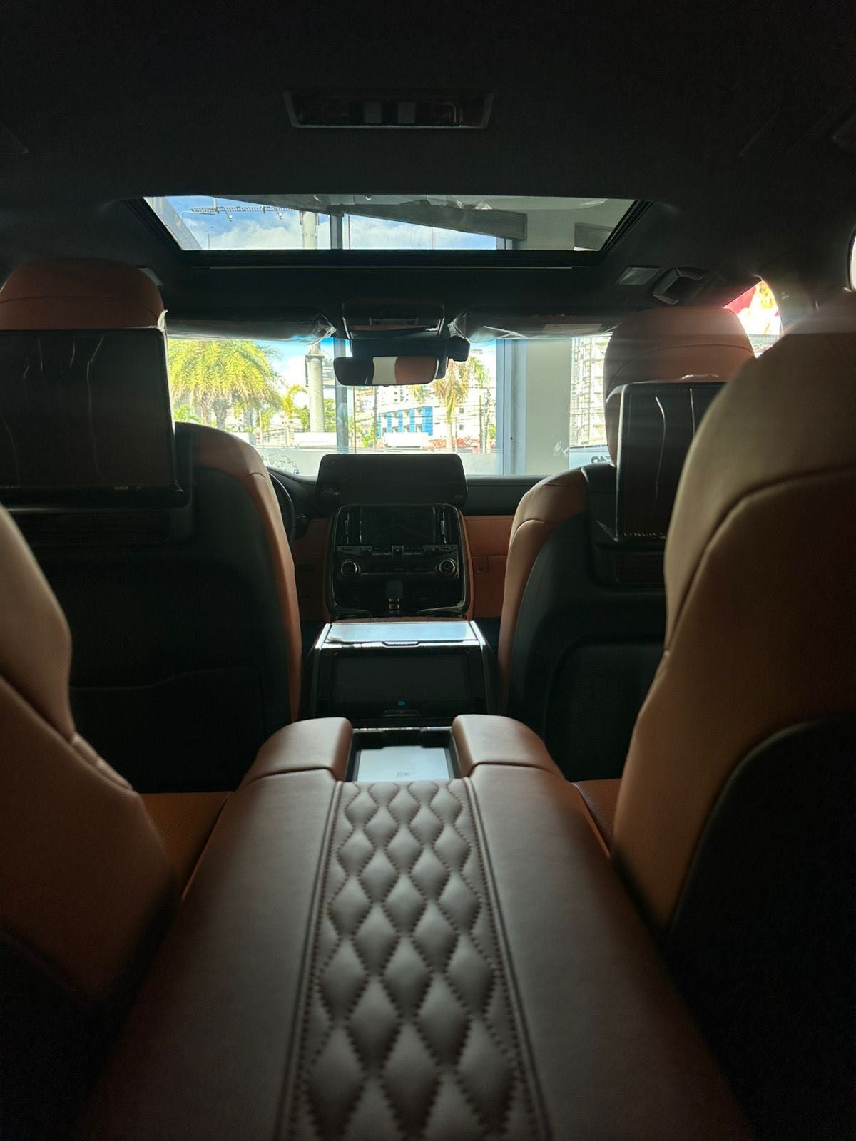 2027 Lexus LX — foto 17