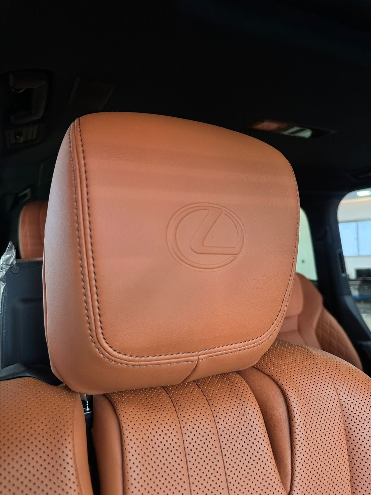 2027 Lexus LX — foto 15