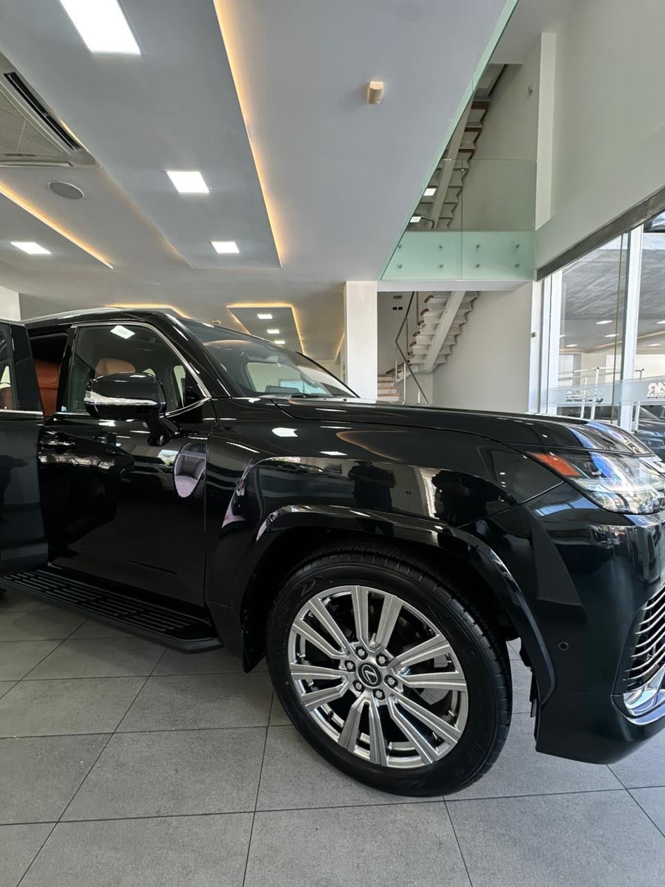 2027 Lexus LX — foto 5