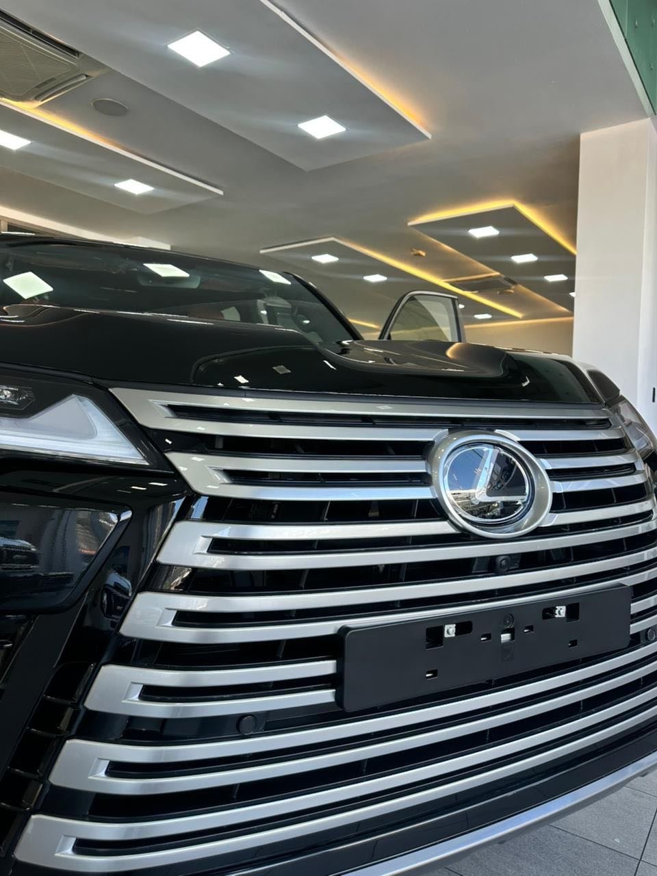 2027 Lexus LX — foto 2