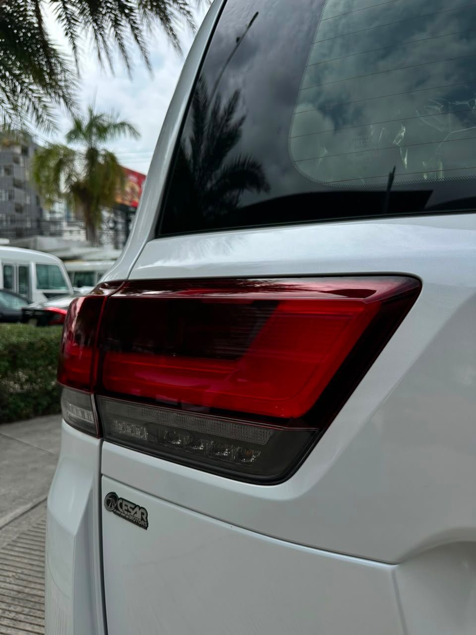 2027 Toyota Land Cruiser — foto 3