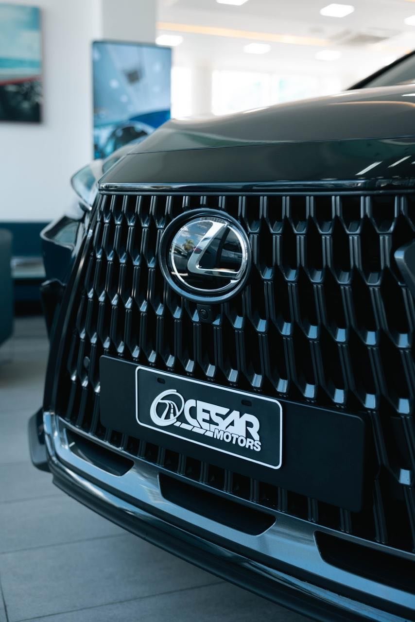 2027 Lexus RX — foto 3