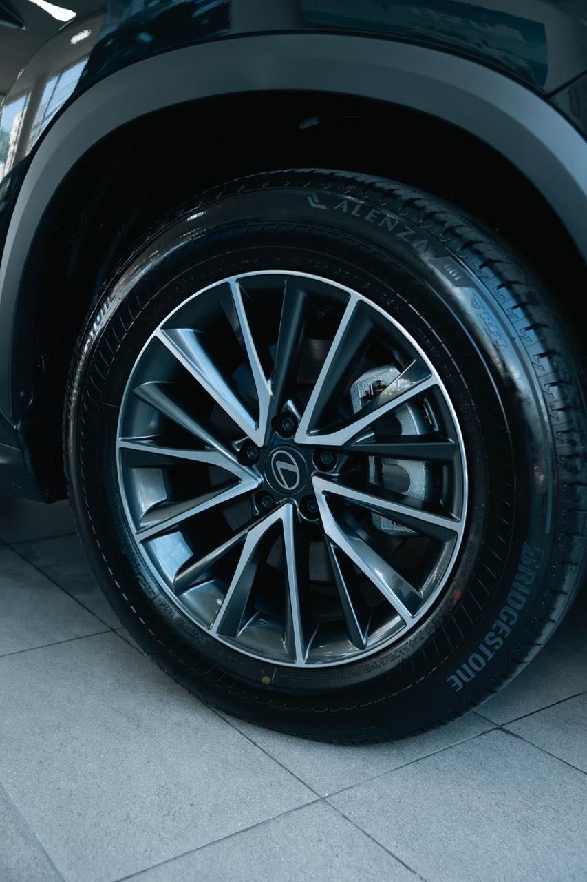 2027 Lexus RX — foto 23
