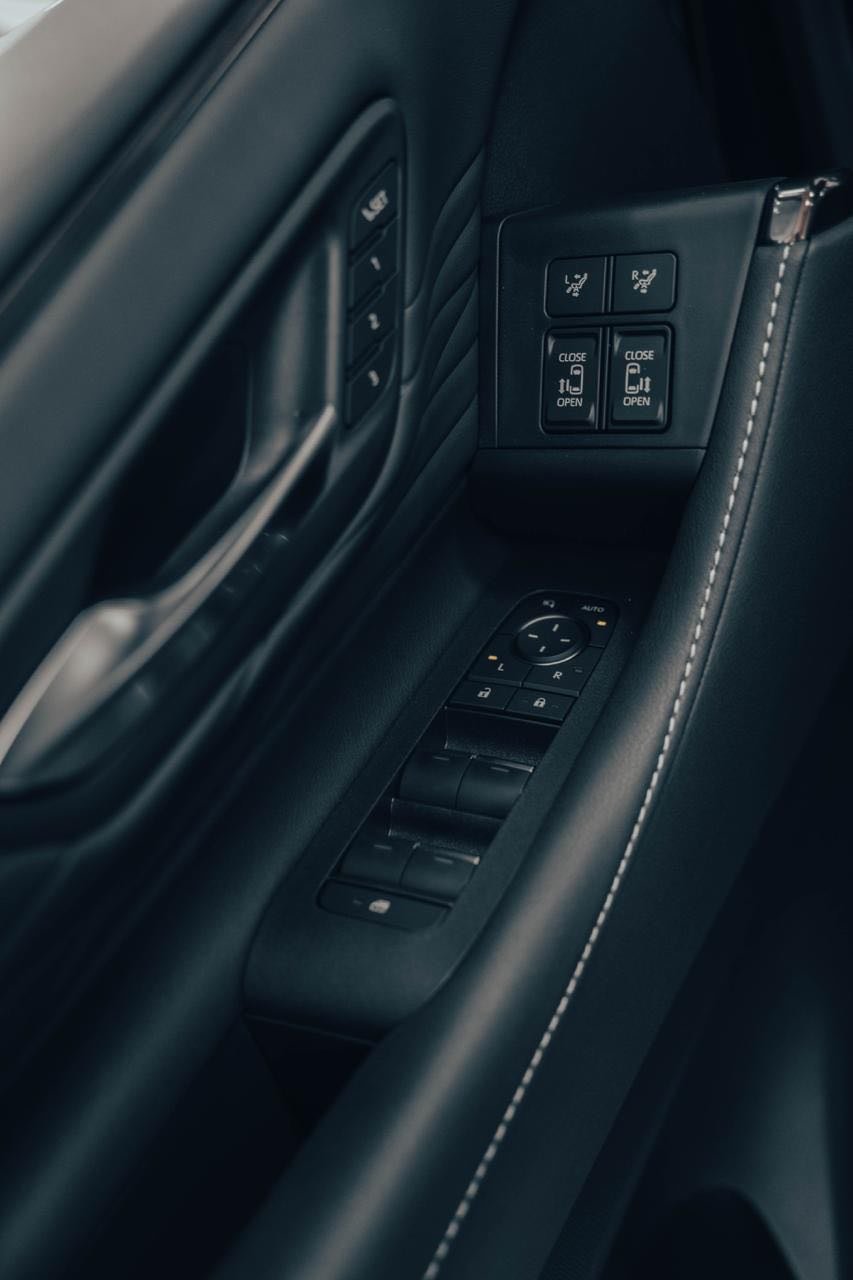 2026 Toyota Alphard — foto 17