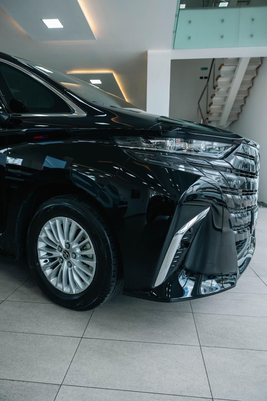 2026 Toyota Alphard — foto 6