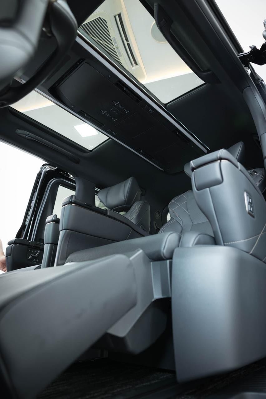 2026 Toyota Alphard — foto 18