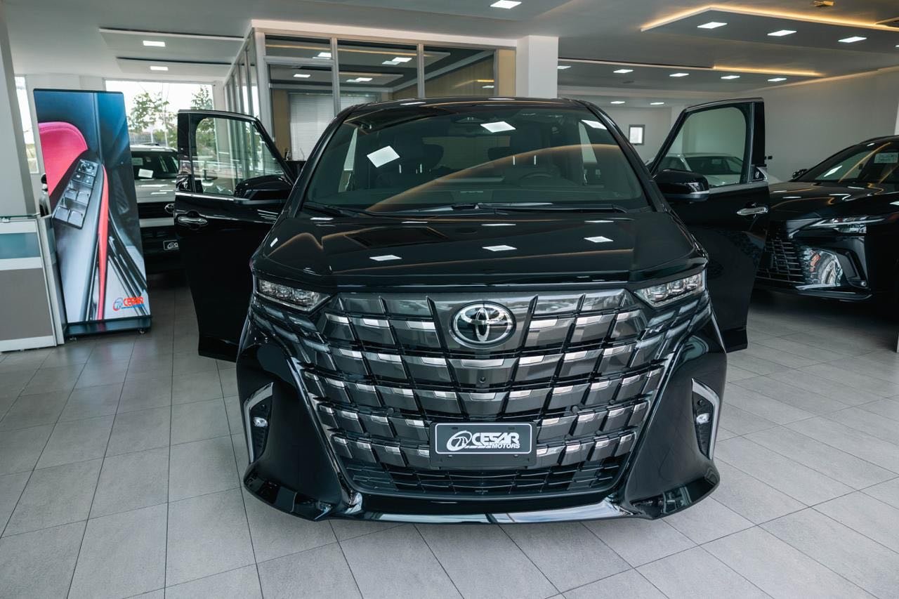 2026 Toyota Alphard — foto 13