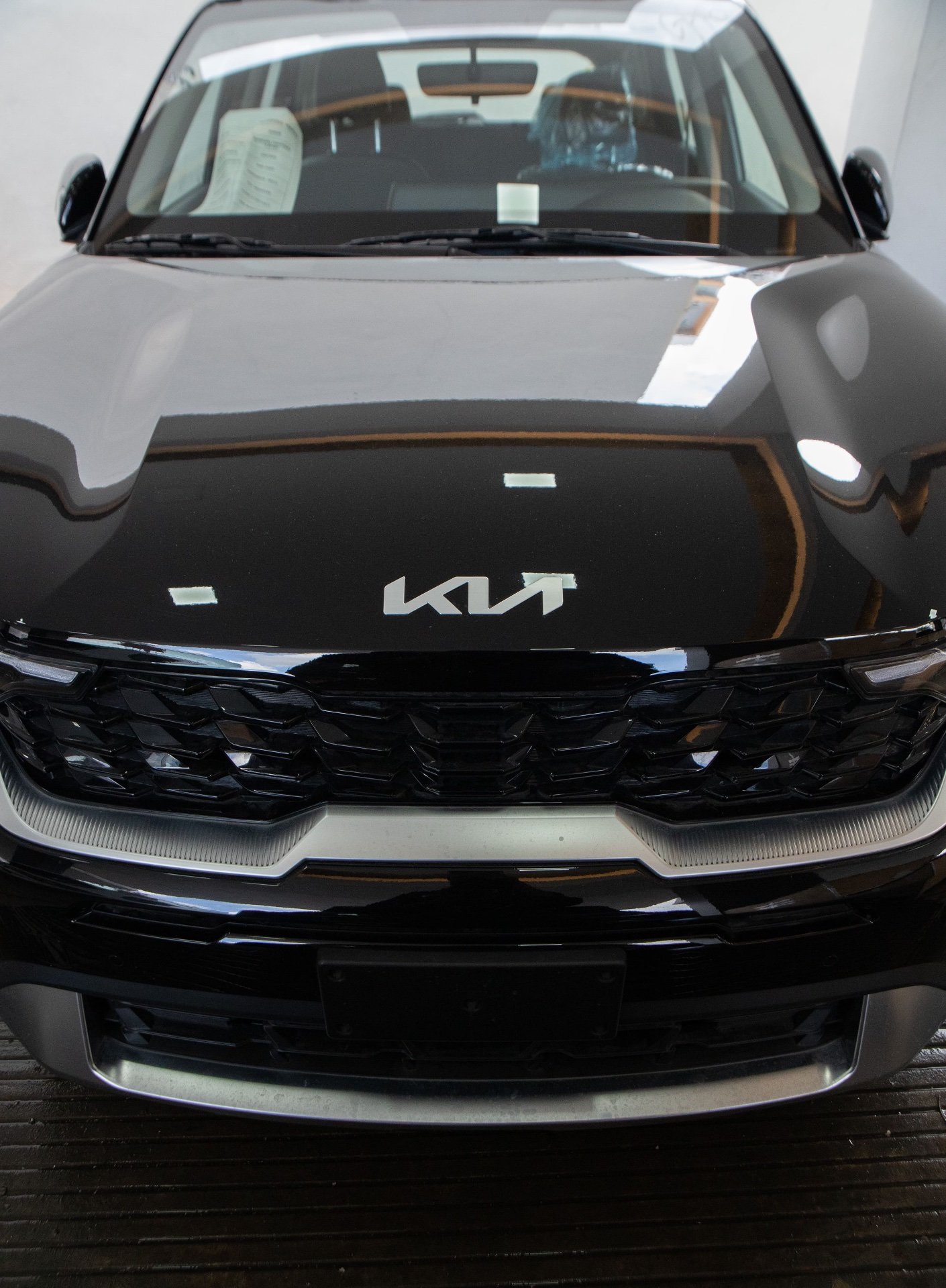2027 Kia Sonet — foto 2