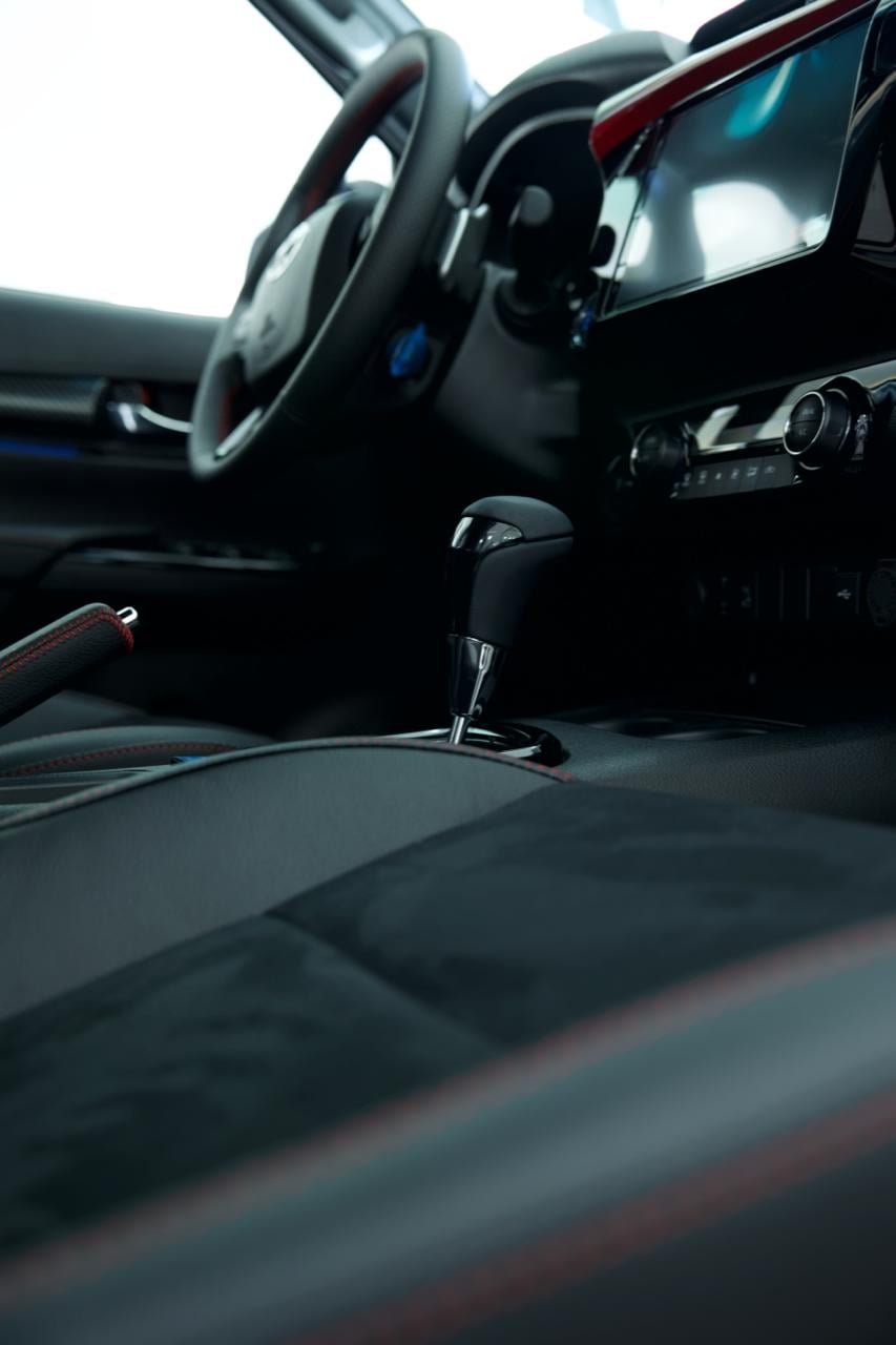 2027 Toyota Hilux — foto 9