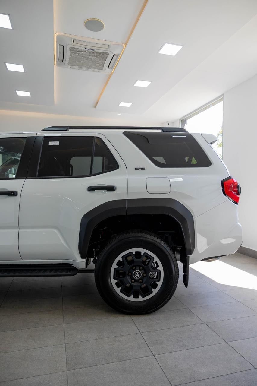 2027 Toyota 4Runner — foto 2