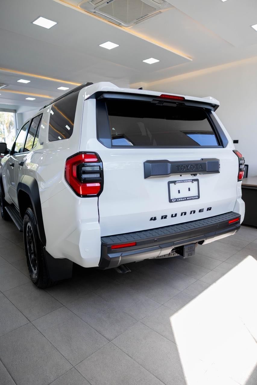 2027 Toyota 4Runner — foto 4