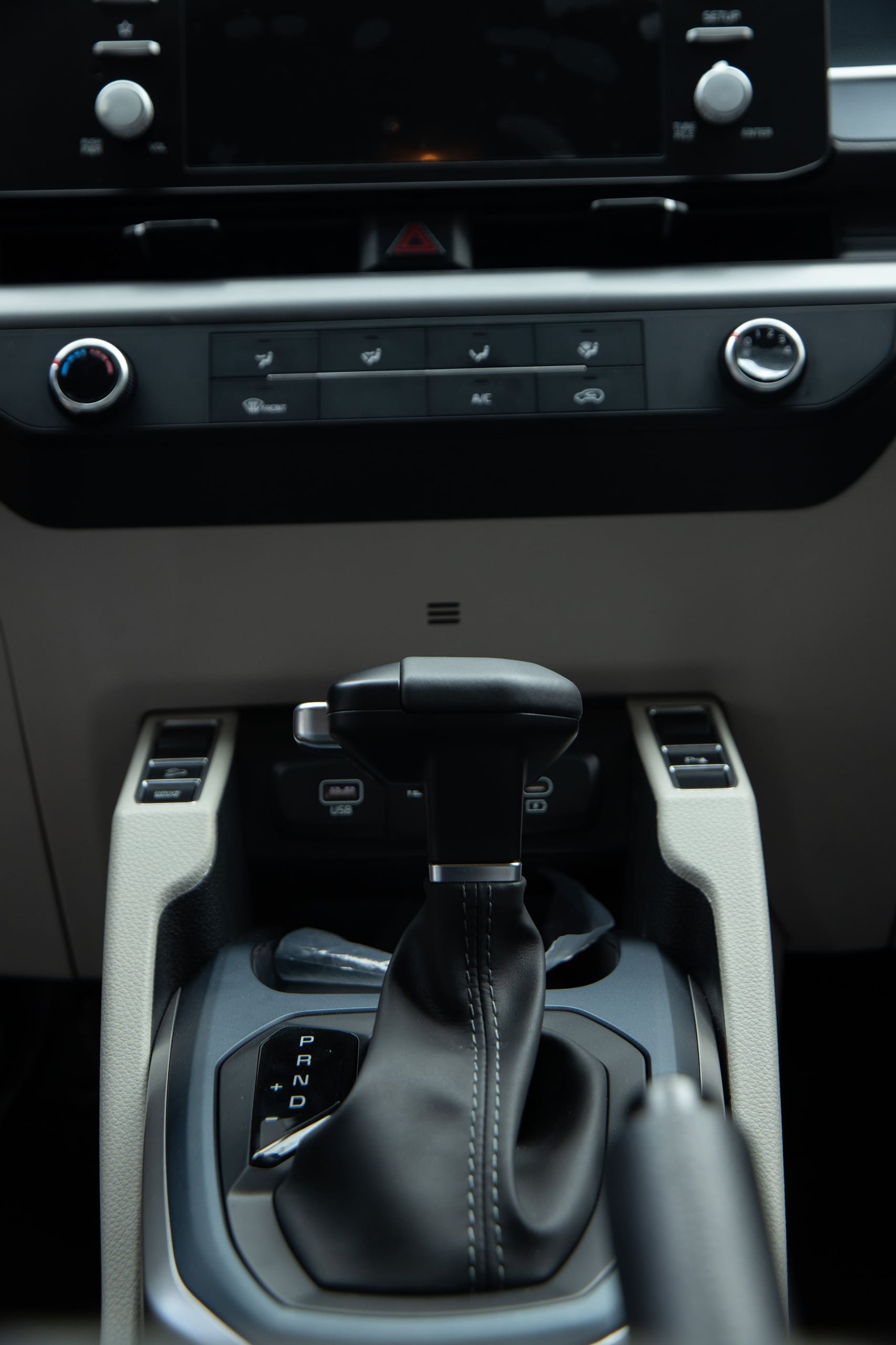 2027 Kia Carens — foto 7