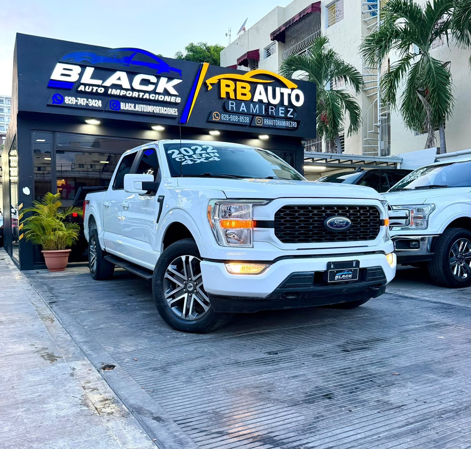 2022 Ford F-150 — foto 1