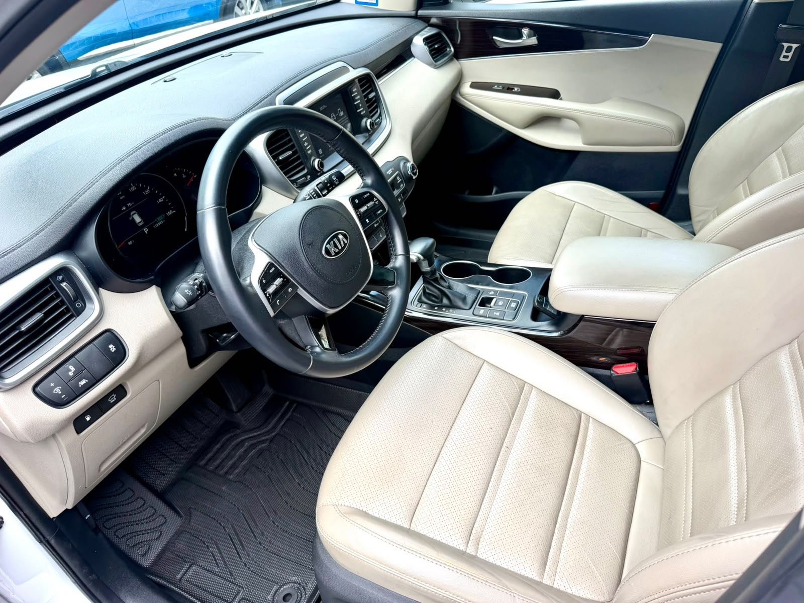 2020 Kia Sorento — foto 11