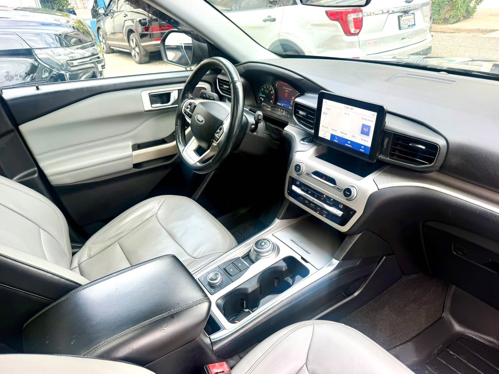 2021 Ford Explorer — foto 8
