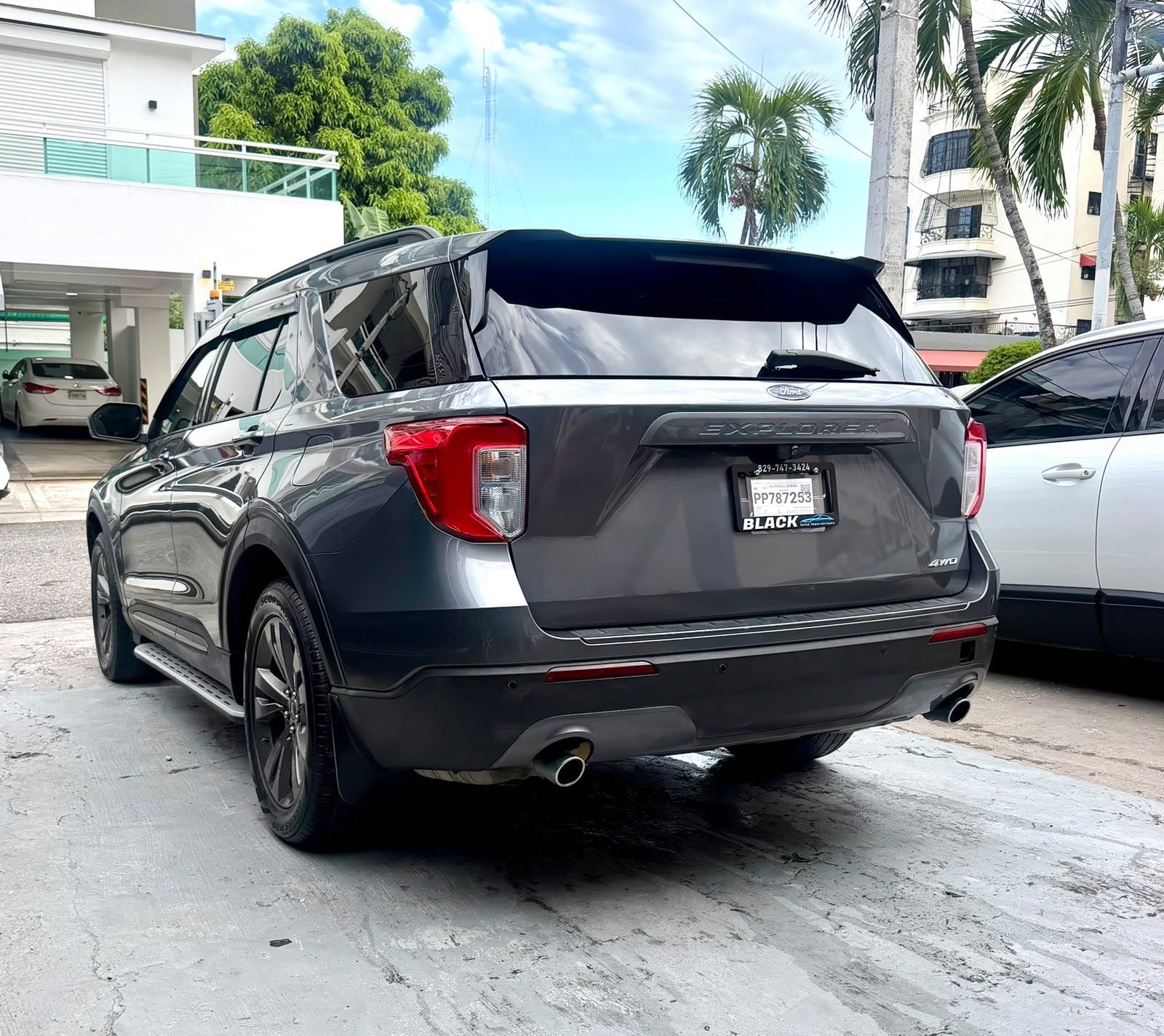 2021 Ford Explorer — foto 4
